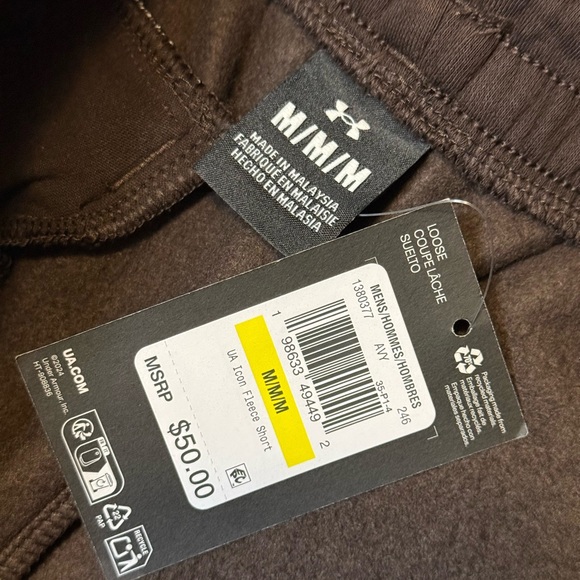 •UNDER ARMOUR• ICON FLEECE SHORTS - Picture 4 of 9